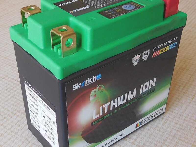 12 V 48 Wh Lithium Battery, 240 A Cranking, Power-Sport Size