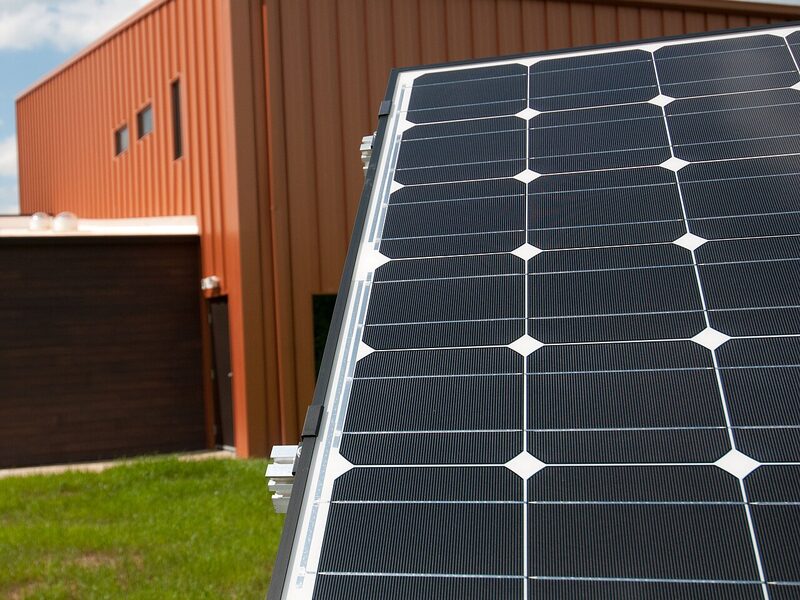 370 W 60-Cell Monocrystalline Solar Panel, Black Frame